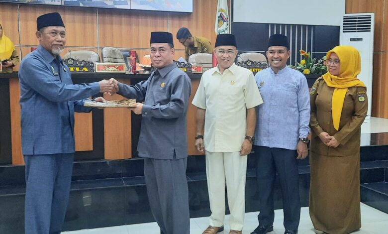 Wakili Wali Kota, Asisten 1 Hadiri Rapat Paripurna DPRD Palu