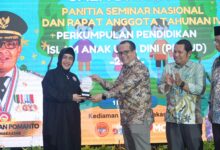 Bunda PAUD Makassar Sambut Peserta Seminar dan Rapat Anggota PPIAUD 2024
