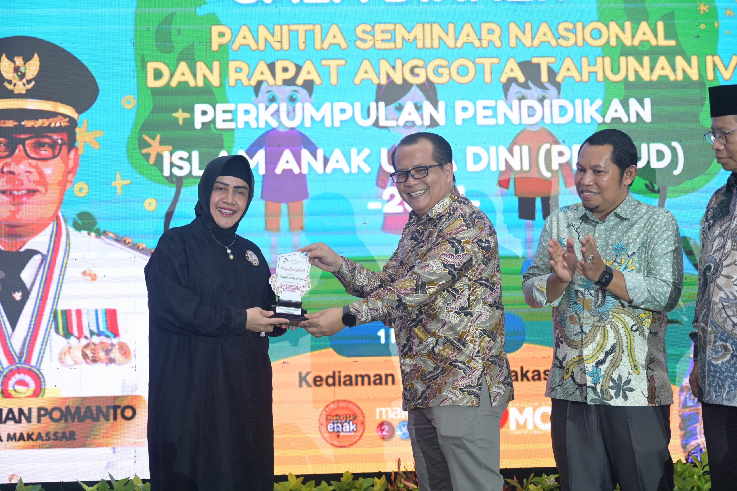 Bunda PAUD Makassar Sambut Peserta Seminar dan Rapat Anggota PPIAUD 2024