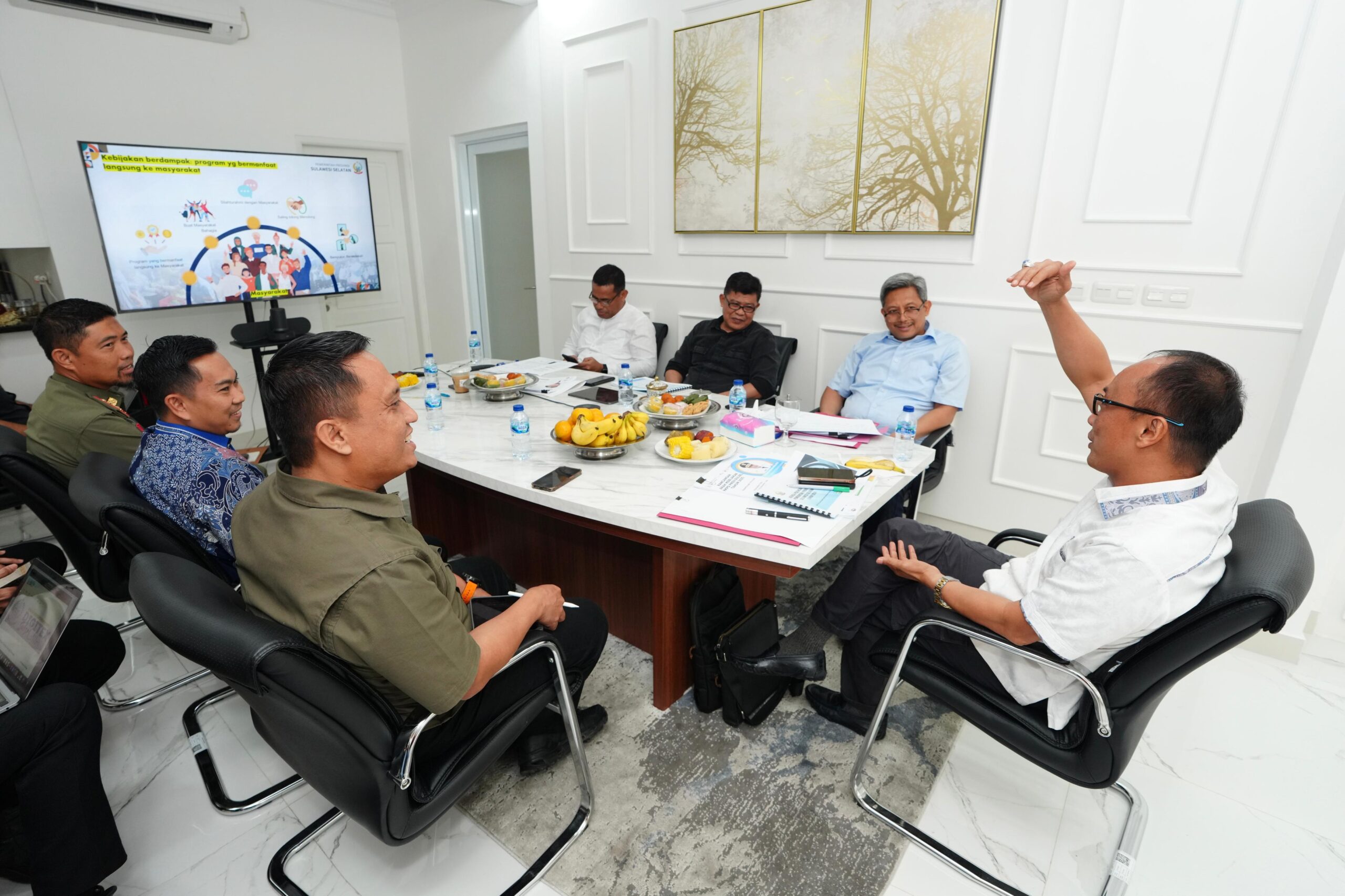 Kerja Cepat, Pj Gubernur Sulsel Prof Zudan Gelar Rapat Terbatas Bersama Kepala OPD