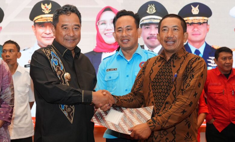 Silaturahmi dengan Perwakilan Buruh Se Sulsel, Pj Gubernur Bahtiar Paparkan Konsep Ekonomi Hijau dan Biru untuk Tingkatkan Kesejahteraan