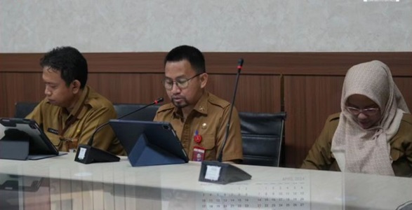 Kejar Target PAD, Bapenda Makassar Ikut Rapat Monev Kegiatan SKPD Triwulan I TA 2024 di DPRD