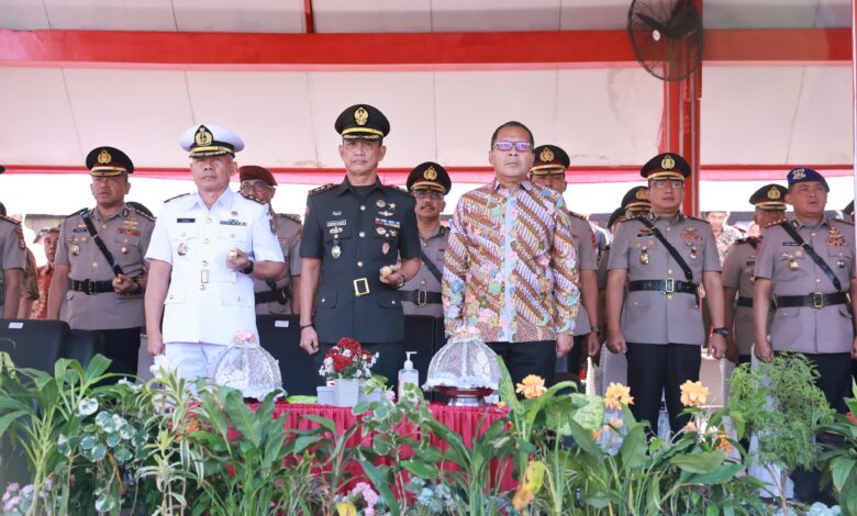 Danny Pomanto Hadiri Pelantikan dan Pengambilan Sumpah 209 Bintara Polri