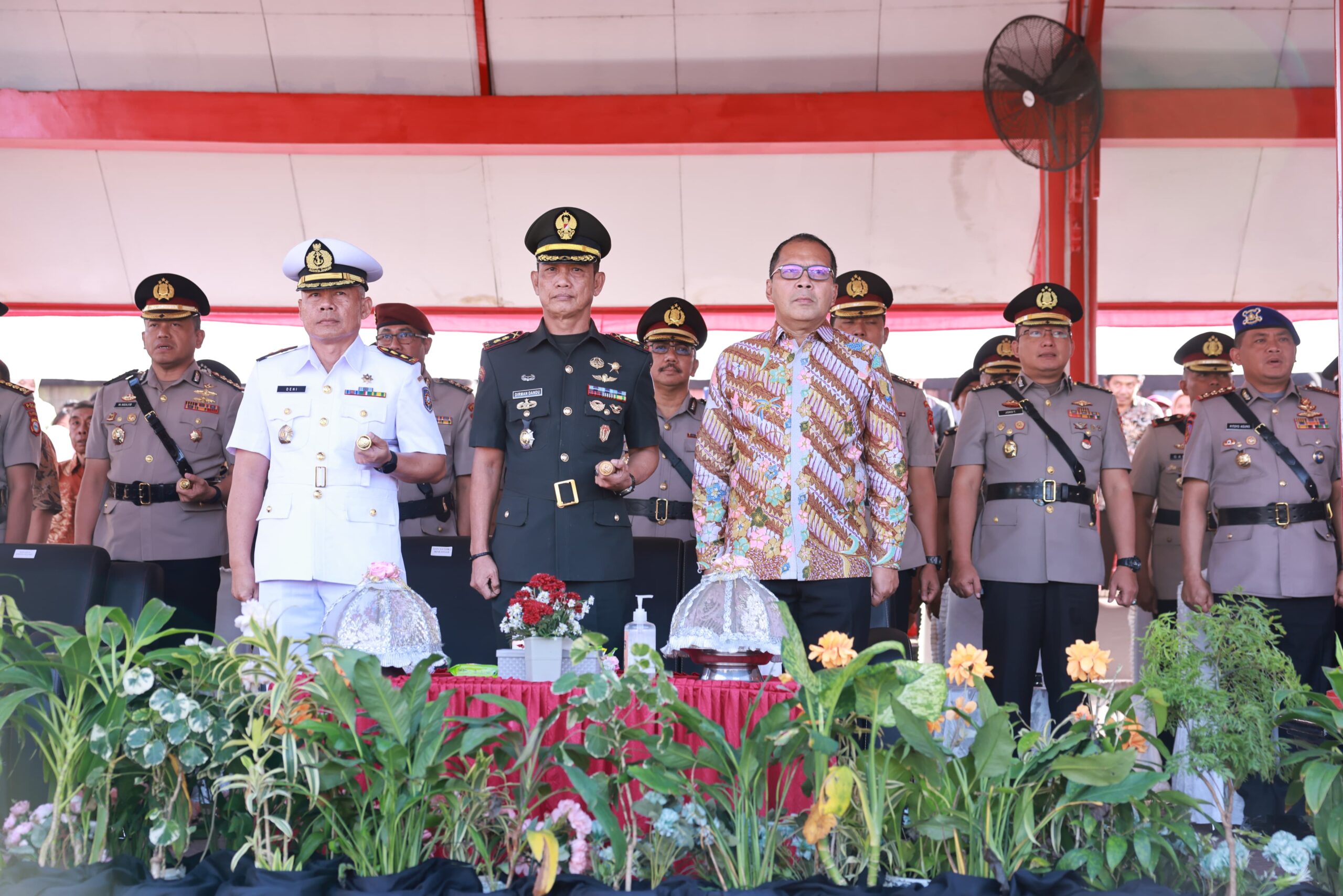 Danny Pomanto Hadiri Pelantikan dan Pengambilan Sumpah 209 Bintara Polri