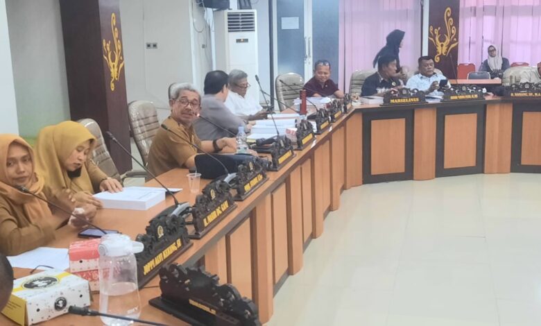 Wakili Wali Kota, Asisten 2 Hadiri Rapat Pansus Pertanggungjawaban APBD Palu 2023