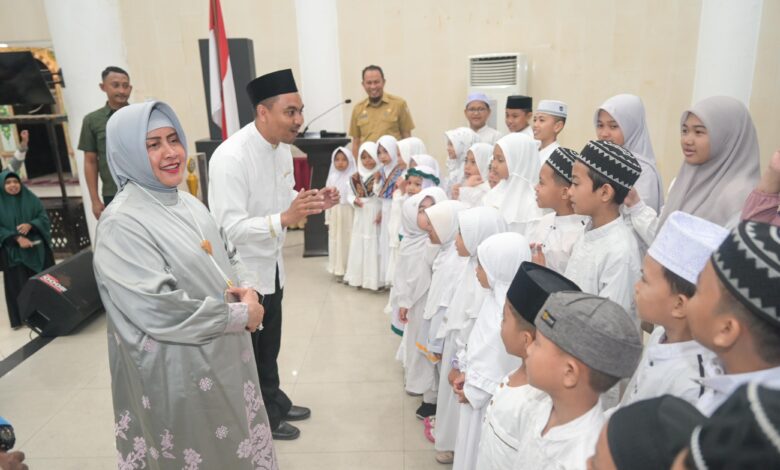 Ketua TP PKK Kota Makassar Beri Semangat Kafilah Festival Anak Saleh