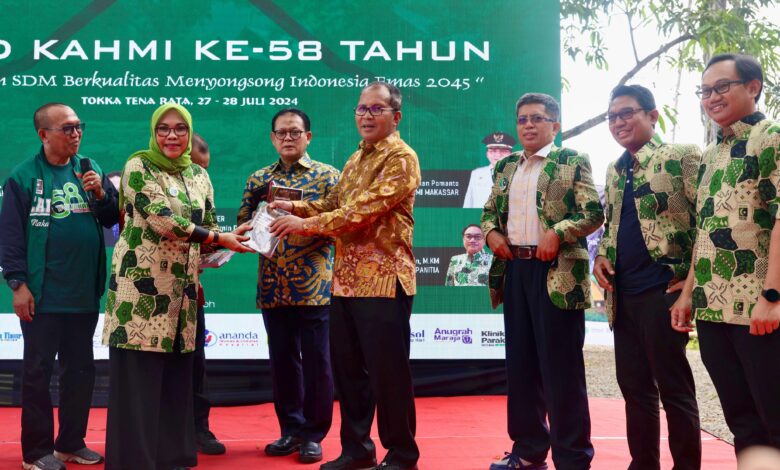 Danny Pomanto Hadiri Milad KAHMI ke-58 di Tokka