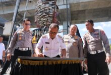 Danny Pomanto Resmikan Tugu Ikan Knalpot Brong di Fly Over