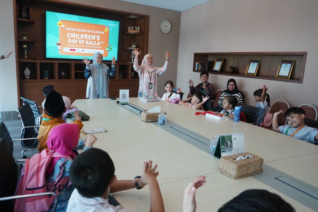 Keseruan Hari Anak Nasional di KALLA; Berkunjung ke Tempat Kerja Orang Tua hingga Ikut Lomba Mewarnai