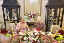 Wali Kota Makassar Dinner Bareng Konsulat Jenderal AS Christopher Green