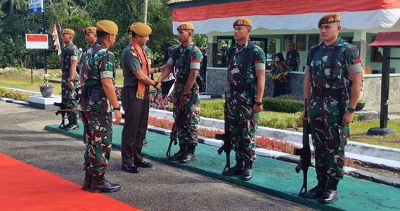 Kunker ke Batalyon Armed 21/Kawali, Mayjen TNI Putranto Gatot Warning Prajurit Judi Online