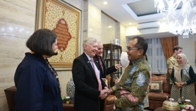 Danny Pomanto Dinner dan Jajaki Scholarship dengan Petinggi Universitas Charles Darwin