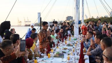 Pj Sekda Makassar Sambut Peserta KIM Fest 2024 dengan Sailing dan Dinner di Atas Pinisi