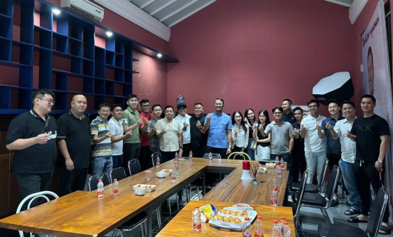 Puluhan Pengusaha Muda Tionghoa Beri Dukungan ke Pasangan Andi Seto dan Rezki