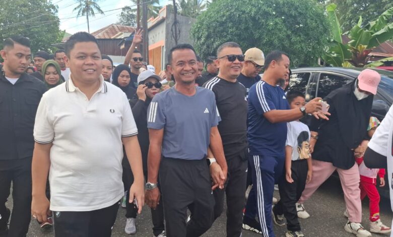 Cagub Sulsel Andi Sudirman Jalan Santai bareng Karang Taruna Patangkai Bone