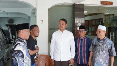 Maju Pilkada Makassar, Andi Seto Silaturahmi Minta Doa Restu ke Puang Makka