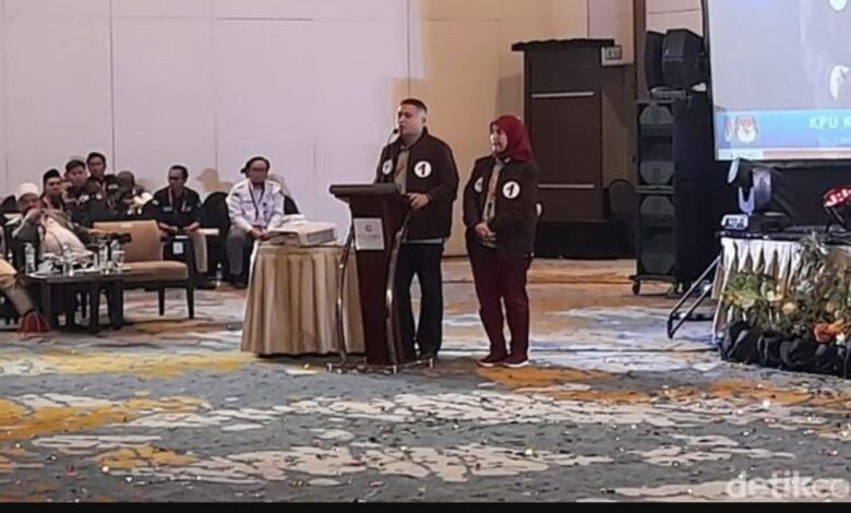 Pasangan Appi-Aliyah Senang Dapat Nomor Urut 1 di Pilwalkot Makassar