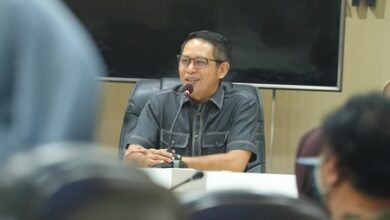 Ketua DPRD Makassar Supratman Sikapi Pemberhentian Sejumlah Ketua RT/RW Jelang Pilkada Serentak