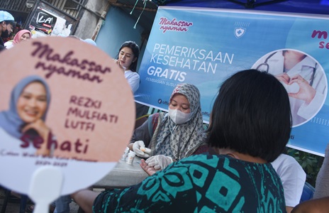 Masyarakat Maccini Sombala Nikmati Pemeriksaan Kesehatan Gratis Program Sehati