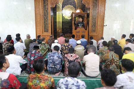 Surat Edaran Wajib Sholat Dzuhur Berjamaah, Andi Arwin Azis Ajak Pegawai Pemkot Makassar Jaga Ibadah