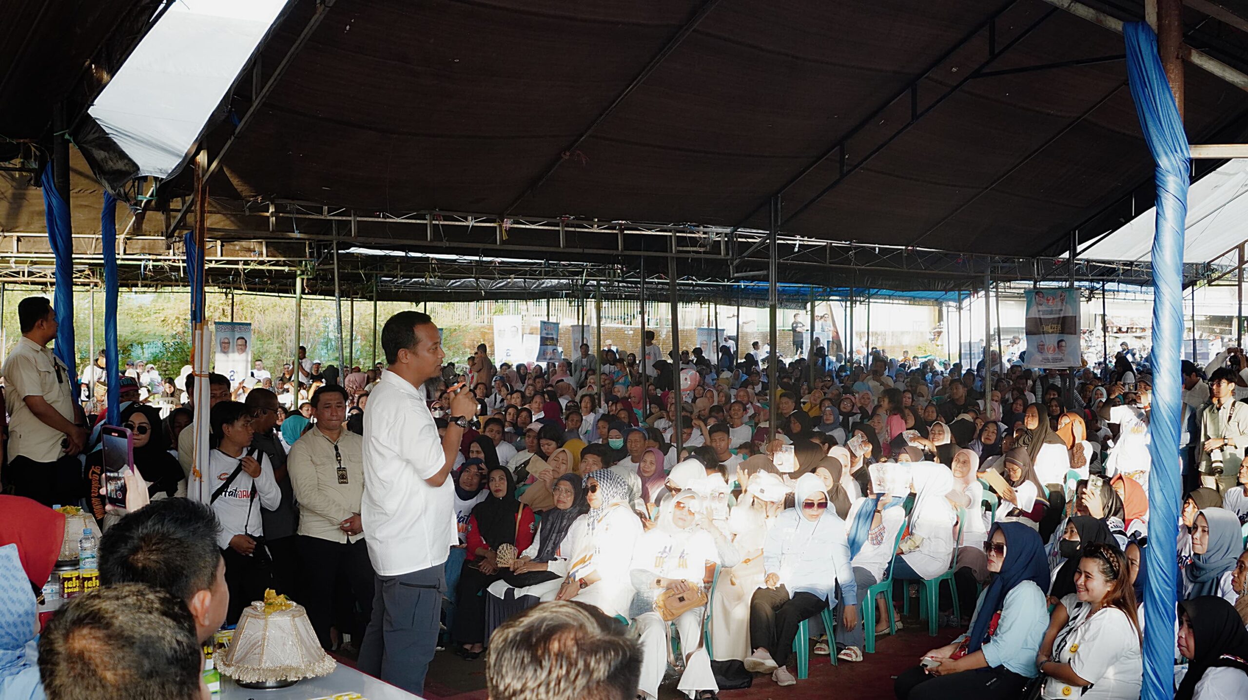 Andi Sudirman Sapa Warga Gowa, Warga Andalanku ji, Ini mi Gubernurku