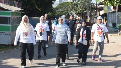 Pasangan Seto-Rezki Kompak Hadir di Car Free Day Masjid Al-Markaz dan Blusukan ke Pasar Kalukuang