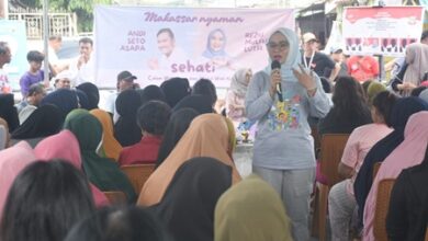 Kampanye Dialogis di Kecamatan Makassar, Rezki Berdialog Santai dengan Warga