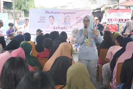 Kampanye Dialogis di Kecamatan Makassar, Rezki Berdialog Santai dengan Warga