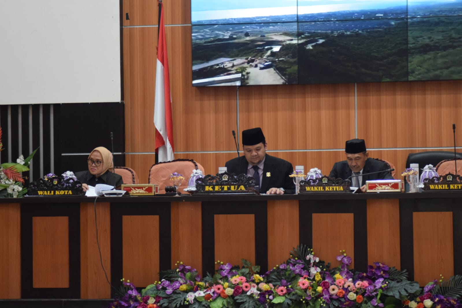 Sekda Irmayanti Hadiri Rapat Paripurna DPRD Kota Palu Bahas Ranperda APBD 2025