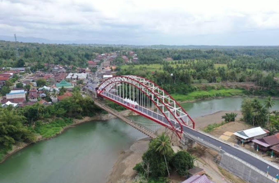 Infrastruktur Sulsel Era Andi Sudirman: Dari Jembatan Terpanjang hingga Akses ke Pelosok