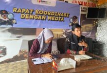 Ketua Bawaslu Luwu Timur, Pawennari Rapat koordinasi awak media cetak dan elektronik yang ada di Kabupaten Luwu Timur.