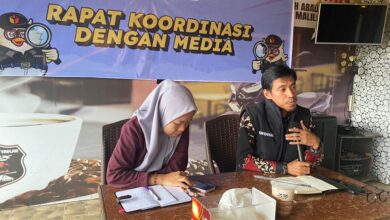 Ketua Bawaslu Luwu Timur, Pawennari Rapat koordinasi awak media cetak dan elektronik yang ada di Kabupaten Luwu Timur.