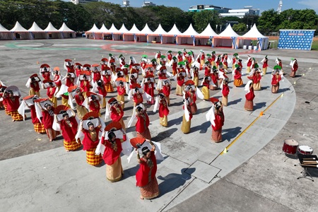 Drum Corps Makassar dan Tari Butta Kalabbirangku Tampil Memukau di Peringatan HUT ke 417 Kota Makassar