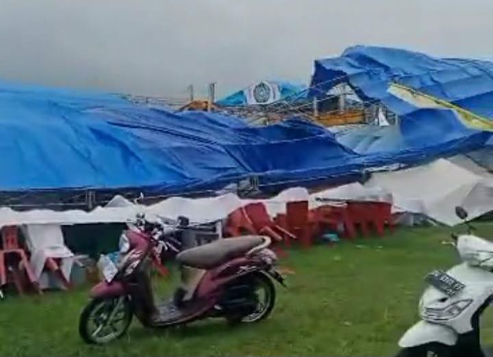 Angin Kencang Terjang Selayar, Sejumlah Pohon Tumbang dan Satu Rumah Rusak Parah