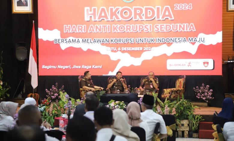 Kobarkan Semangat Antikorupsi dalam Rangka Hakordia 2024, Kejati Jatim Libatkan Ratusan Guru
