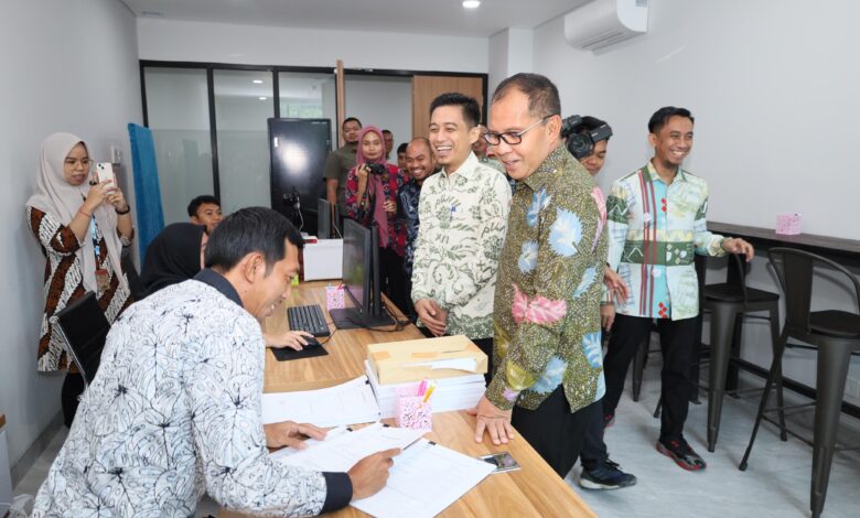 Menpanrb Resmikan MPP Makassar 'Sombere and Smart'