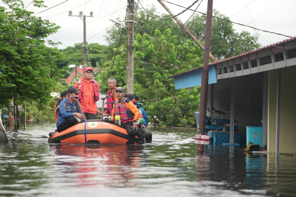 Danny Pomanto Tinjau Banjir di Manggala