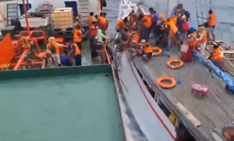 KLM Fajar Lorena Safari Tenggelam Perairan Madura-Situbondo