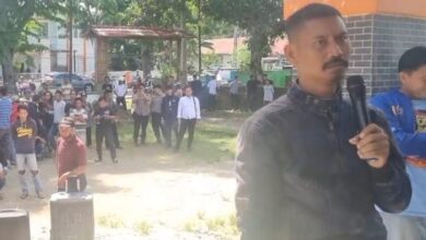 Ancam Duel Dengan Lurahnya, Camat Barebbo Hj Faidah Terancam Di Lapor ke Polisi