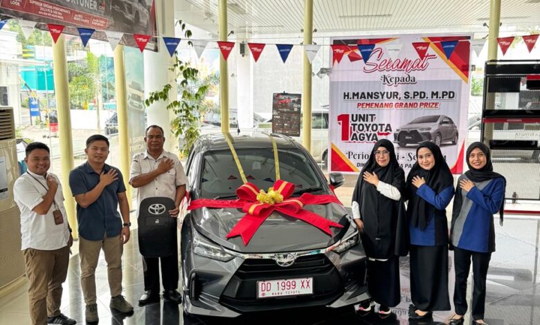 Pelanggan Kalla Toyota Pare-pare Berhasil Membawa Pulang Grand Prize Toyota Agya