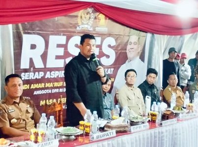 Serap Aspirasi Masyarakat Desa Sadar, Andi Amar Minta Pemerintah Dan DPRD Prioritaskan Desa Terpencil