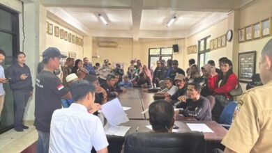 Ratusan Orang Kelompok Warga Bersatu Untuk Rasa di DPRD Makassar