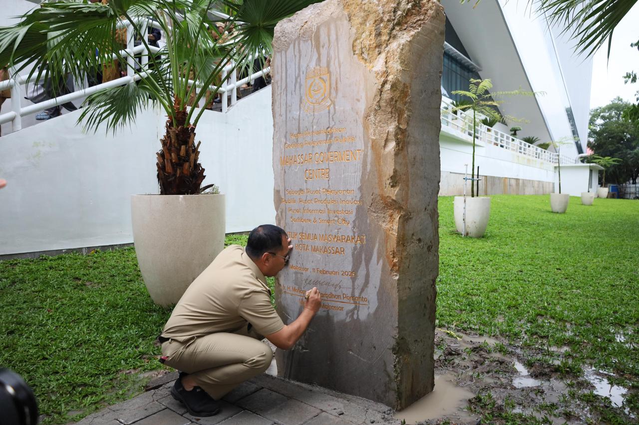 Komitmen Tingkatkan Pelayanan Publik, Danny Pomanto Resmikan Makassar Government Centre