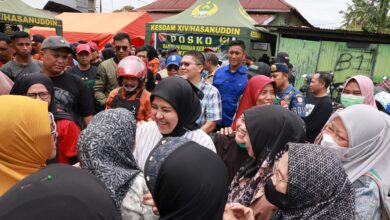 Peduli Korban Kebakaran, Wakil Wali Kota Makassar Salurkan Bantuan Bagi Warga Terdampak