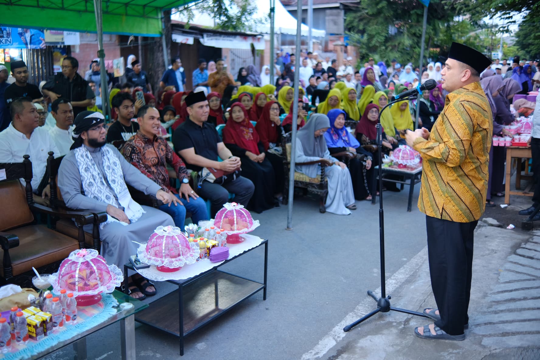 Buka Puasa Bersama di Maccini, Munafri Arifuddin Ajak Masyarakat Dukung Kebersihan Masjid dan Fasilitas Umum