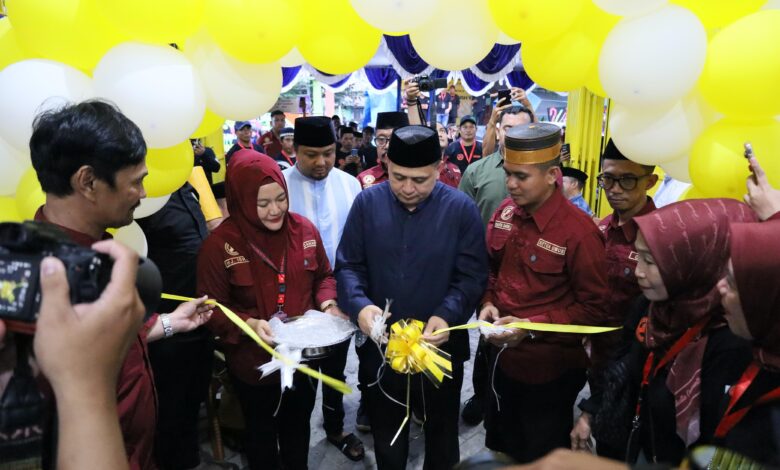 Wali Kota Makassar Resmikan Sekretariat Paraikatte Community di Kecamatan Tamalate