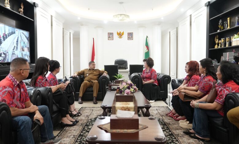 Wali Kota Makassar Terima Kunjungan PSMTI Sulsel, Dukung Bakti Sosial Donor Darah Ramadan