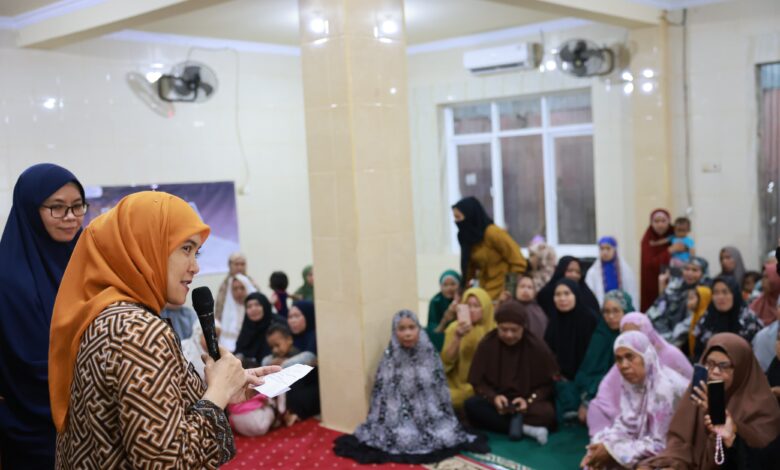 Aliyah Mustika, Buka Kegiatan Tebar Ifthar Akbar di Masjid Aisyiyah