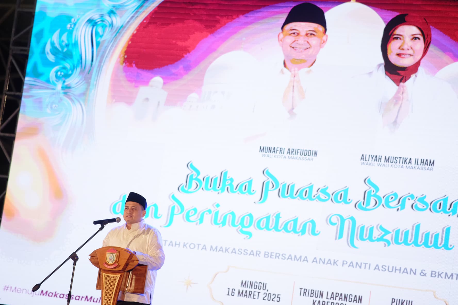 Peringati Nuzulul Quran, Wali Kota dan Wakil Wali Kota Makassar Santuni Anak Yatim