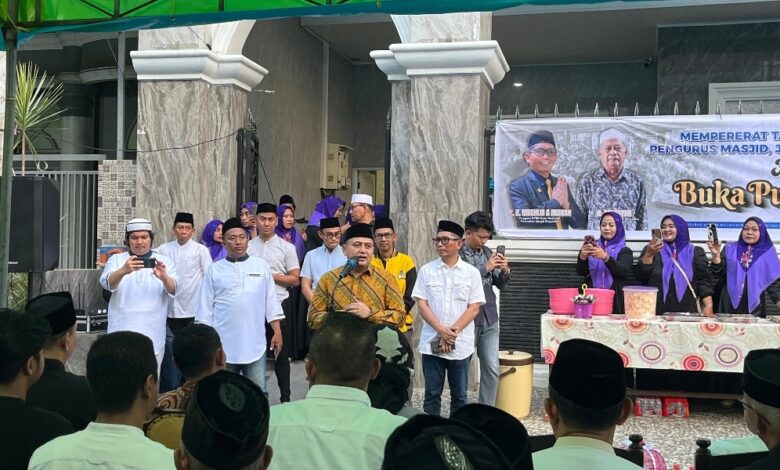 Eratkan Silaturahmi Warga Maccini, Rudianto Lallo, Cicu hingga Wali Kota Makassar Hadiri Buka Puasa Bersama Muchlis Misbah